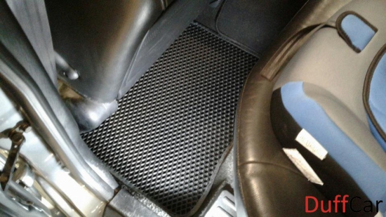 Автомобильные коврики Hyundai Sonata IV (EF) (2001 - 2012)